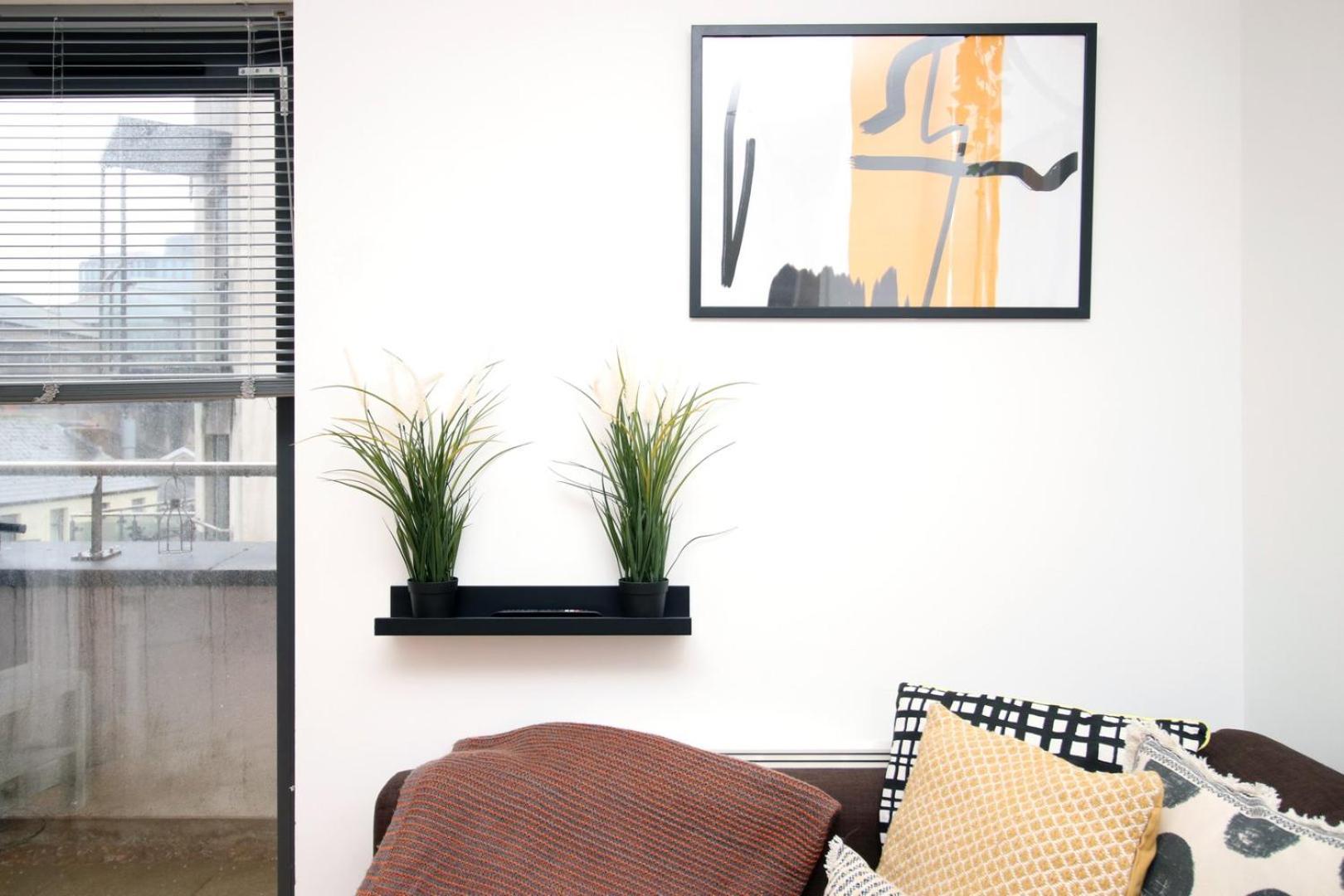 Centrally Located Spacious 2Br | Cohost Partners Cardiff Extérieur photo